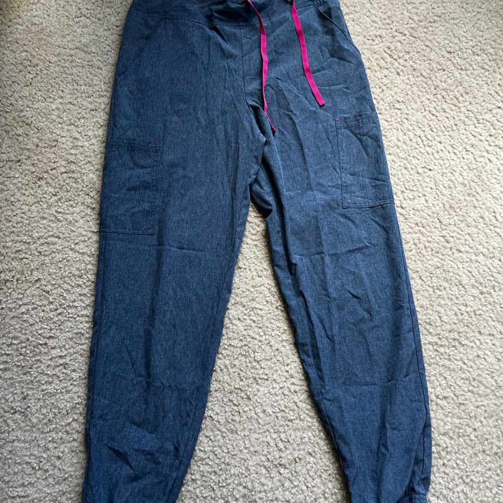 Matching woman’s scrub set